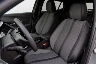 Peugeot 2008 2025 ALLURE-thumb-19
