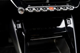 Peugeot 2008 2025 ALLURE-thumb-22