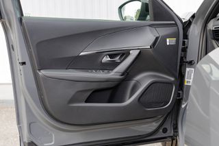 Peugeot 2008 2025 ALLURE-thumb-30