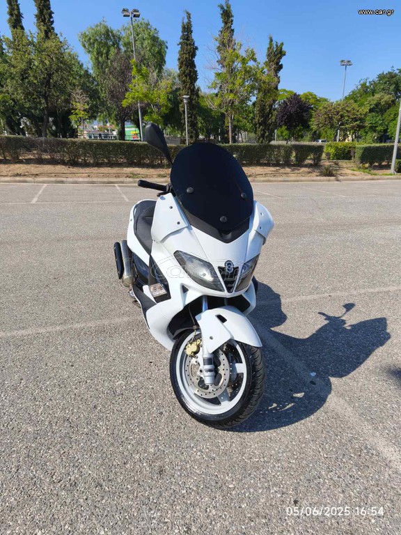 Gilera Nexus 500 2005