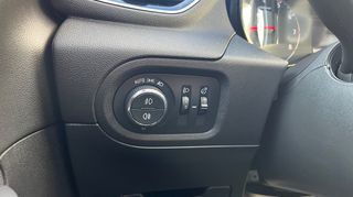 Opel Grandland X 2019 1.2 PURETECH 130HP-thumb-30