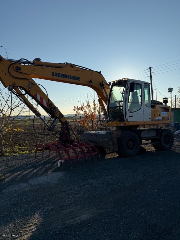 Εκσκαφέας Με Λάστιχα Liebherr 2009 900c