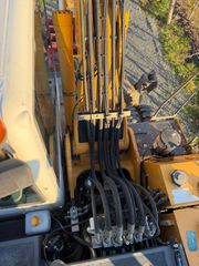 Εκσκαφέας Με Λάστιχα Liebherr 2009 900c-thumb-11