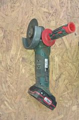 Επαναφορτιζομενος τροχος parkside με 2 μπαταριες 2.0Ah φορτιστή και βαλιτσάκι.