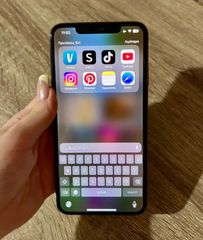 iPhone XS Max-thumb-6