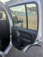 Jeep Cherokee 2005 2.8 CRD DIESEL RED RIVER EDITION AUTO-thumb-11