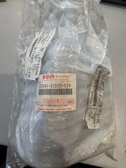 ΑΡΙΣΤΕΡΗ ΧΟΥΦΤΑ Suzuki  (57541-31d20-019) - Moto Mantas