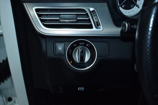 Mercedes-Benz E 200 2013 1.6cc STYLE DARK NIGHT 7G/TRONIC AUTOMATIC-F1 PADS-thumb-16