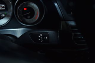 Mercedes-Benz E 200 2013 1.6cc STYLE DARK NIGHT 7G/TRONIC AUTOMATIC-F1 PADS-thumb-29