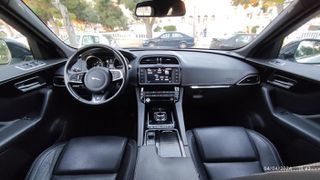 Jaguar F-Pace 2018 R-Sport F1-thumb-24