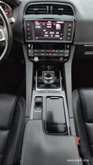 Jaguar F-Pace 2018 R-Sport F1-thumb-27