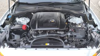 Jaguar F-Pace 2018 R-Sport F1-thumb-32