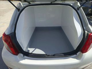 Toyota Yaris 2015 Toyota Yaris 2015 YARIS-VAN-1.4-ΨΥΓΕΙΟ-DIESEL-CLIMA-2