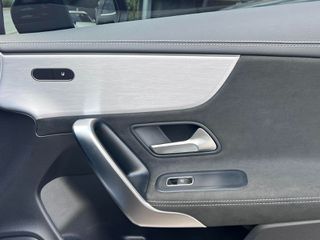 Mercedes-Benz CLA 250 2020 COUPE AMG LINE PLUG-IN-thumb-12