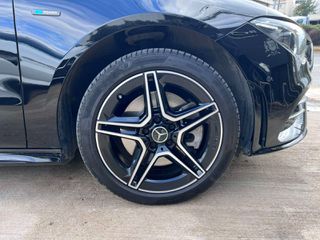 Mercedes-Benz CLA 250 2020 COUPE AMG LINE PLUG-IN-thumb-6