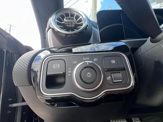 Mercedes-Benz CLA 250 2020 COUPE AMG LINE PLUG-IN-thumb-25