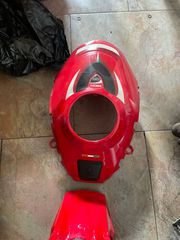 Πλαστικό τεπόζιτο Ducati Multistrada 1200.