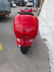 Piaggio Vespa 2015 GTS SUPER 125 ABS-thumb-6