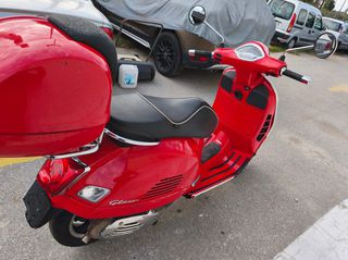 Piaggio Vespa 2015 GTS SUPER 125 ABS-thumb-8