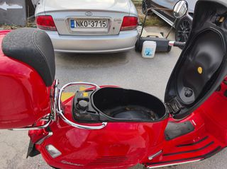 Piaggio Vespa 2015 GTS SUPER 125 ABS-thumb-9