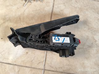 ΠΕΝΤΑΛ ΓΚΑΖΙΟΥ ΗΛΕΚΤΡΙΚΟ VOLKSWAGEN GOLF TSI  1K1 721 503 L