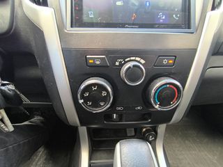 Isuzu D-Max 2014 D-MAX LS TURBO DIESEL 2,5-thumb-29