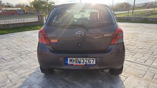 Toyota Yaris 2010 1.0 VVT-I-thumb-4