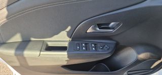 Opel Corsa 2023 1.2 ELEGANCE-thumb-16