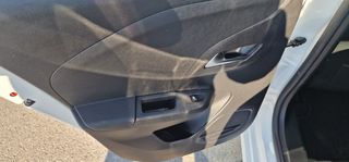 Opel Corsa 2023 1.2 ELEGANCE-thumb-17