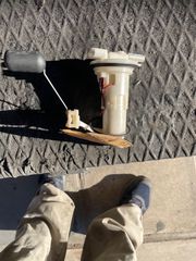 Πωλείται αντλία βενζίνης με φλοτέρ SH 150-thumb-1