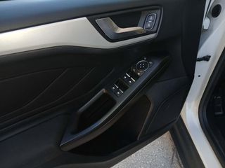 Ford Focus 2021 1000CC BENZINH-ΥΒΡΙΔΙΚΟ,125HP,CONNECTED-thumb-6