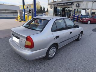 Hyundai Accent 2001 1.3 GLS-thumb-4