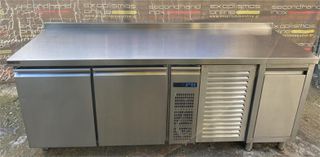 Πόστο Ανοξείδωτο Με Ψυγείο Συντήρηση 2 Πόρτες & Αμπάρι 210x70x87Cm - Μεταχειρισμένο.