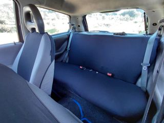 Fiat Punto 2000 1.2-thumb-10