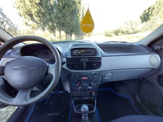 Fiat Punto 2000 1.2-thumb-16