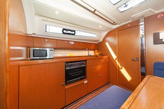 Bavaria 2017 41 CRUISER-thumb-6