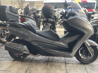 Honda forza 300cc 2016-thumb-2
