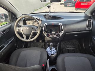 Hyundai i 20 2014 1.4 DIESEL 5D-thumb-8