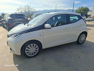 Toyota Aygo 2017 1.0 X-PLAY TOUCH X-SHIFT-thumb-2
