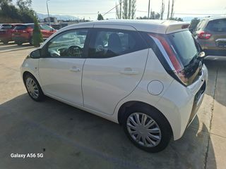 Toyota Aygo 2017 1.0 X-PLAY TOUCH X-SHIFT-thumb-14