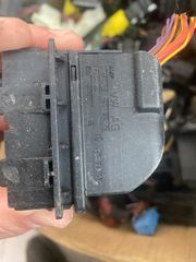 VW-8K0 972 701