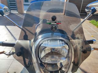Piaggio Beverly 300i 2015-thumb-8