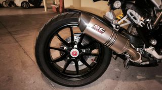 Ducati Hypermotard 939 2017 Hyperstrada-thumb-6