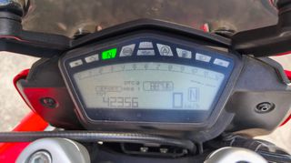 Ducati Hypermotard 939 2017 Hyperstrada-thumb-9