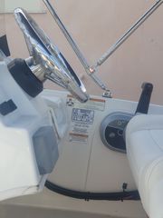 Boston-Whaler 2016 130 Super Sport-thumb-21