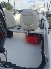 Boston-Whaler 2016 130 Super Sport-thumb-25