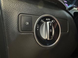 Mercedes-Benz B 180 2018-thumb-18