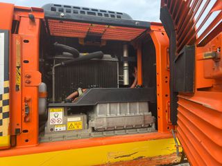 Εκσκαφέας Με Ερπύστριες Komatsu 2013 HB 215 LC-1-thumb-16