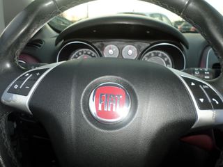 Fiat Punto Evo 2012-thumb-13