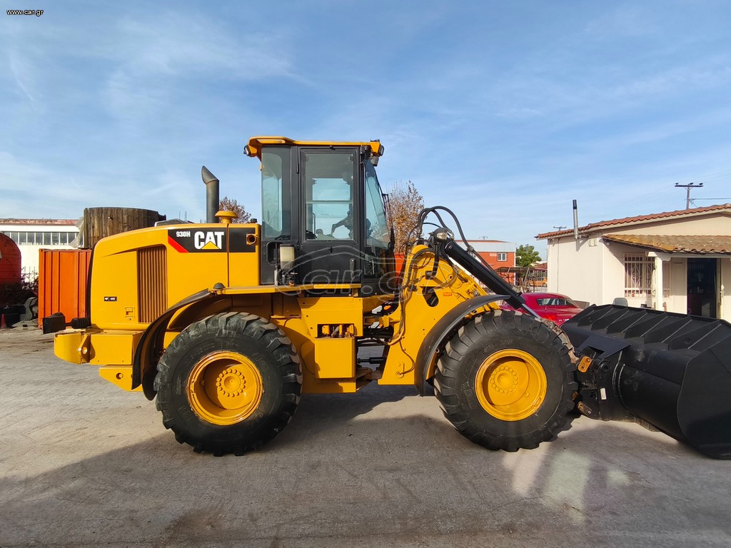 Φορτωτής Με Λάστιχα CAT 2008 930H